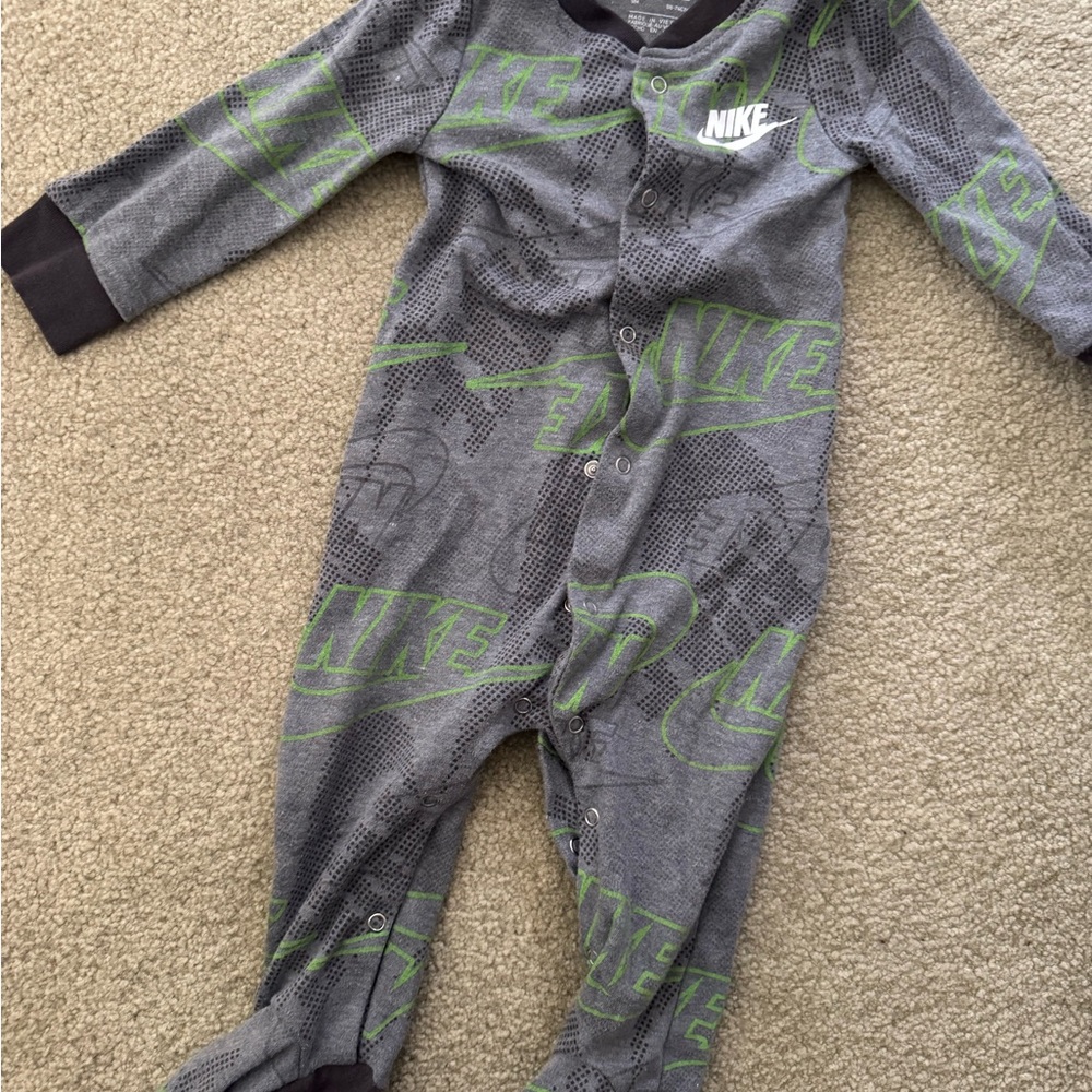 Nike Kids Graphic Sleepers (6) - Picture 6 of 7